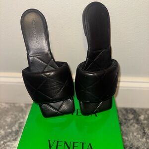 Bottega Veneta Quilted Lido Flat Sandal
